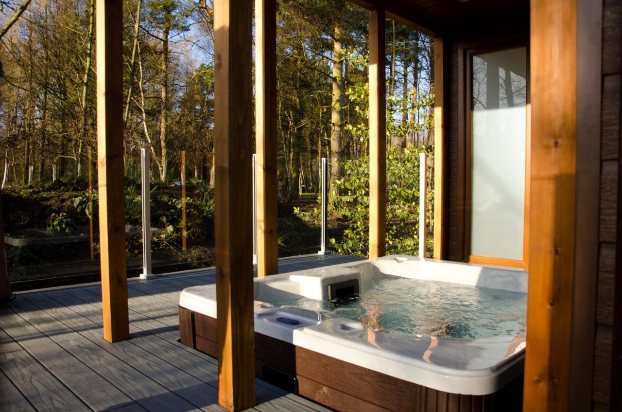 Hollicarrs - Honeycomb Lodge ยอร์ค ภายนอก รูปภาพ