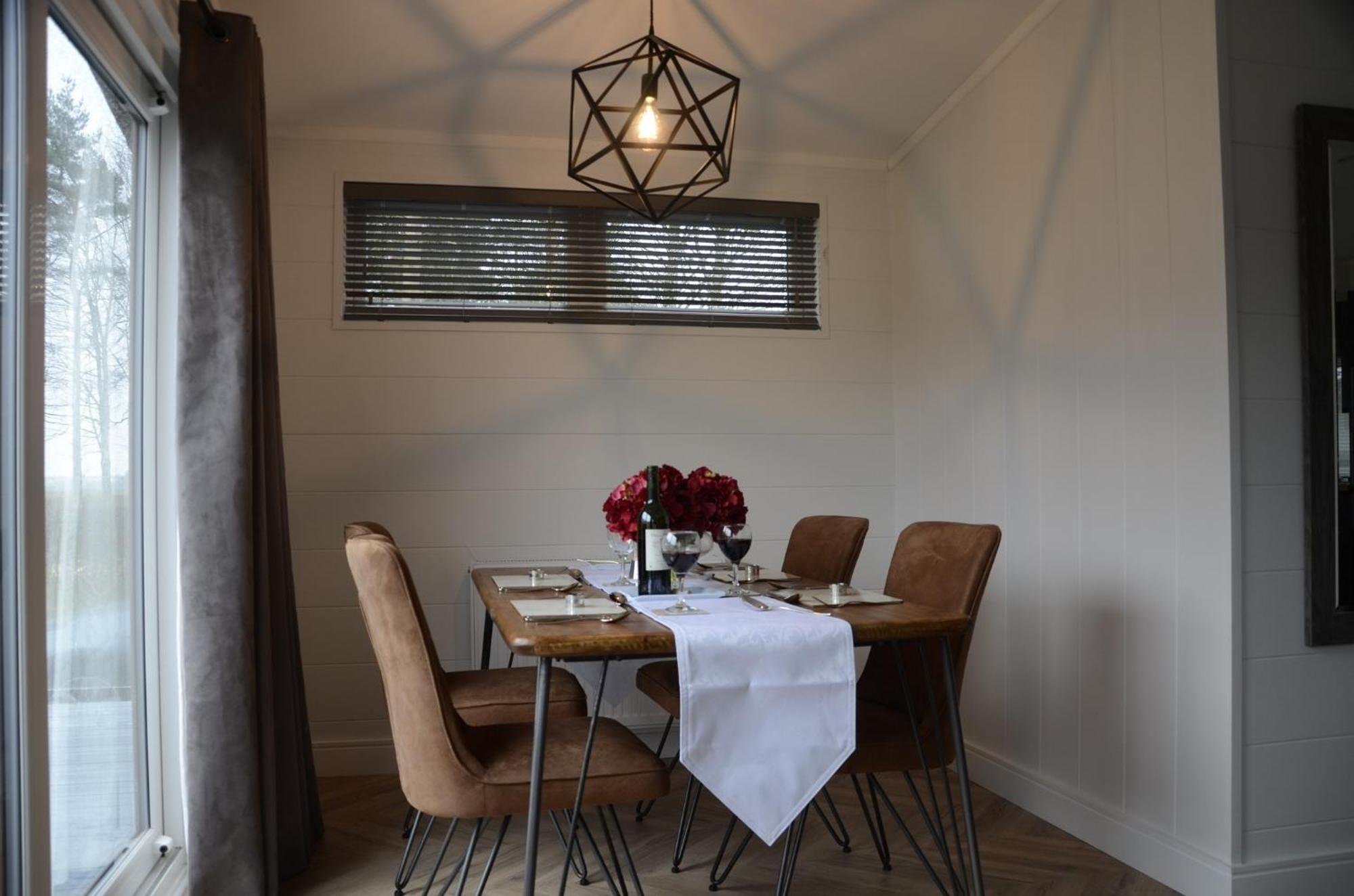 Hollicarrs - Honeycomb Lodge ยอร์ค ภายนอก รูปภาพ